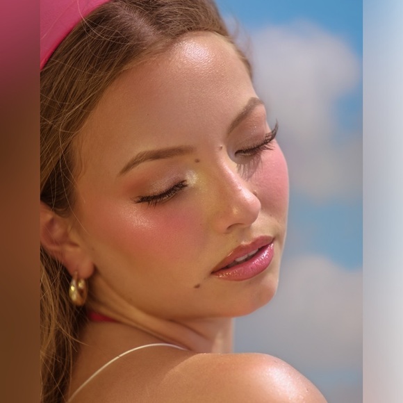 Alamar Cosmetics VIVA LAS CHEEKAS Cheek Palette - FAIR/LIGHT 3 Colors BNIB - Picture 2 of 10